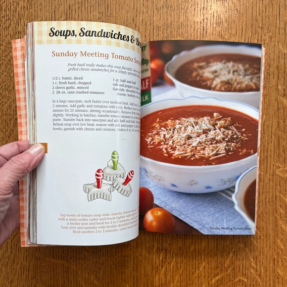 Gooseberry Patch Hearty Homestyle Recipes Cookbook - Picture 4 of 4